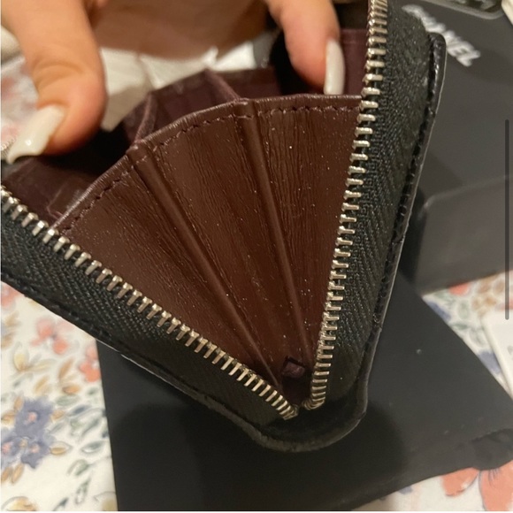 Chanel O coin purse - Picture 4 of 11